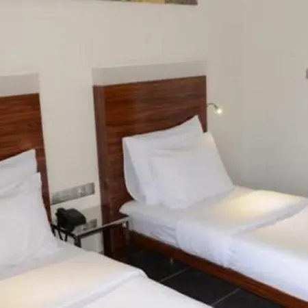 Vg & Hotel